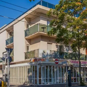 Royal Aparthotel